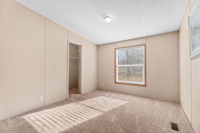 130 Winston Lane, Hollister, MO 65672