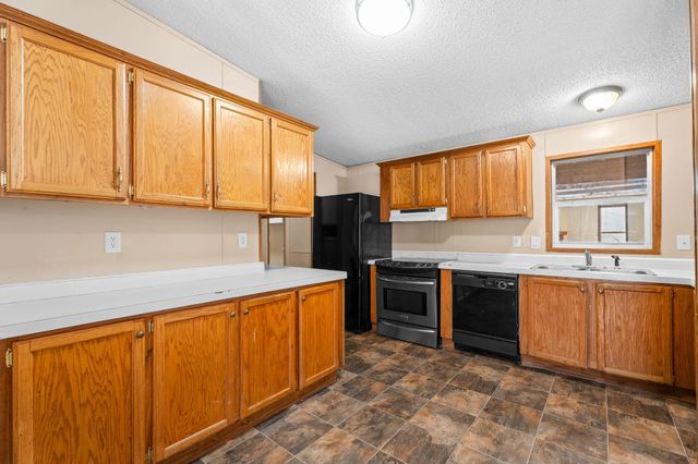 130 Winston Lane, Hollister, MO 65672