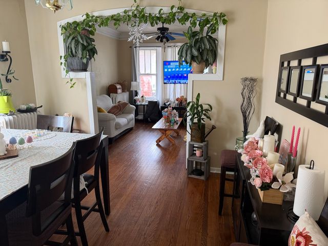 5629 S Campbell Avenue, Chicago, IL 60629