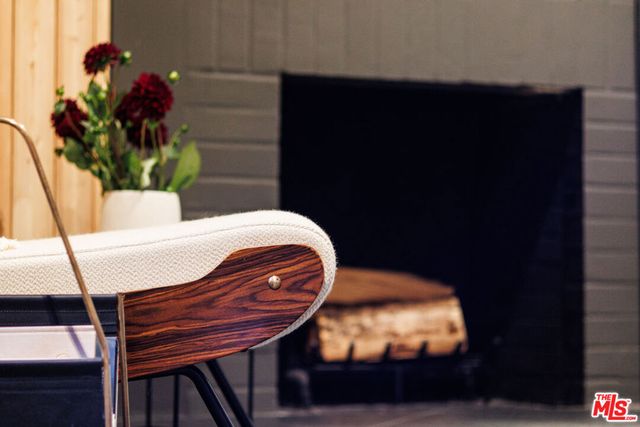 3860 Kingswood Road, Sherman Oaks, CA 91403