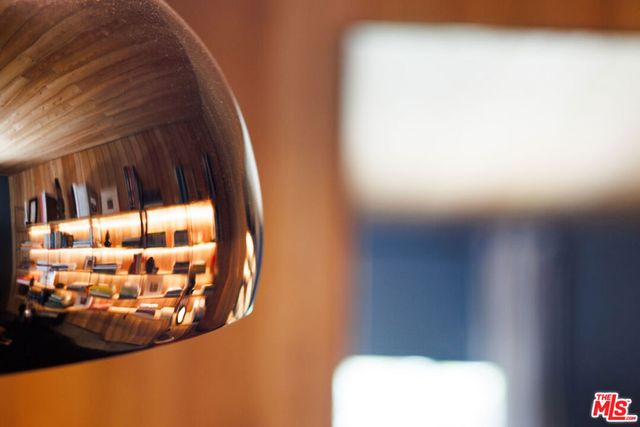 3860 Kingswood Road, Sherman Oaks, CA 91403