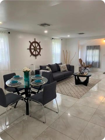 144 NW 7th Ave 1, Dania Beach, FL 33004