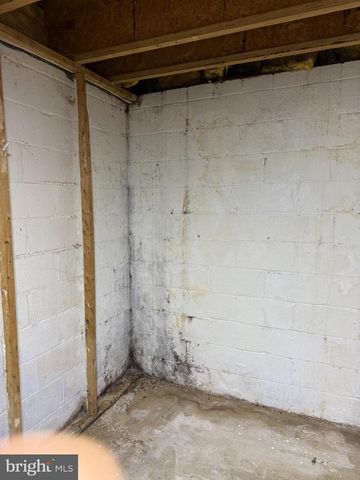 16 HAMLET DR, Owings Mills, MD 21117