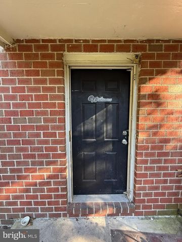 16 HAMLET DR, Owings Mills, MD 21117