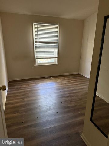 16 HAMLET DR, Owings Mills, MD 21117