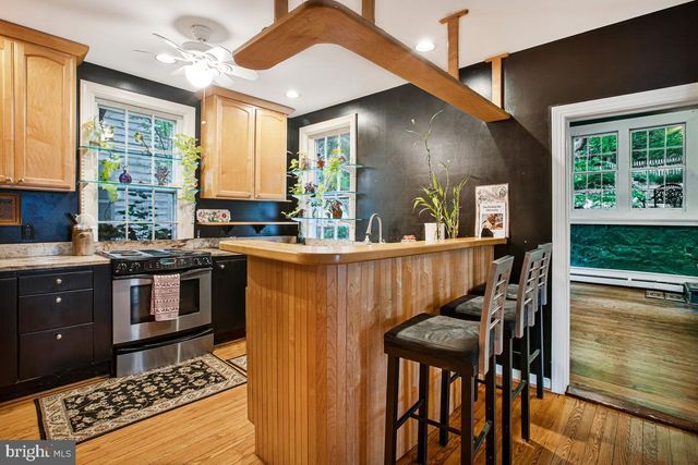 2422 PICKWICK RD, Baltimore, MD 21207