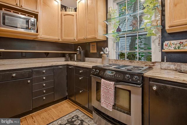 2422 PICKWICK RD, Baltimore, MD 21207
