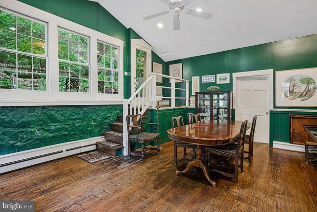2422 PICKWICK RD, Baltimore, MD 21207