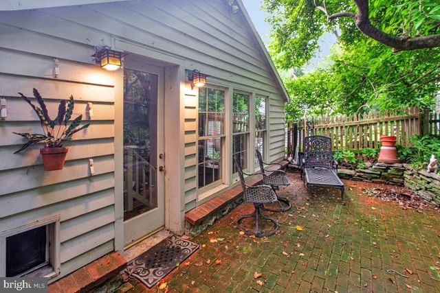 2422 PICKWICK RD, Baltimore, MD 21207