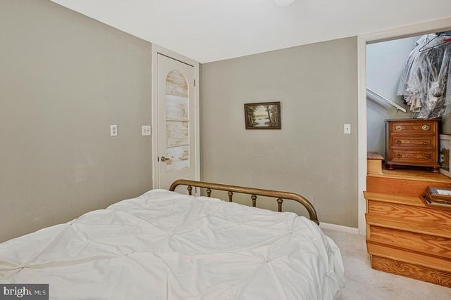 2422 PICKWICK RD, Baltimore, MD 21207