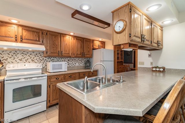 44 Fruitland Avenue, Painesville, OH 44077