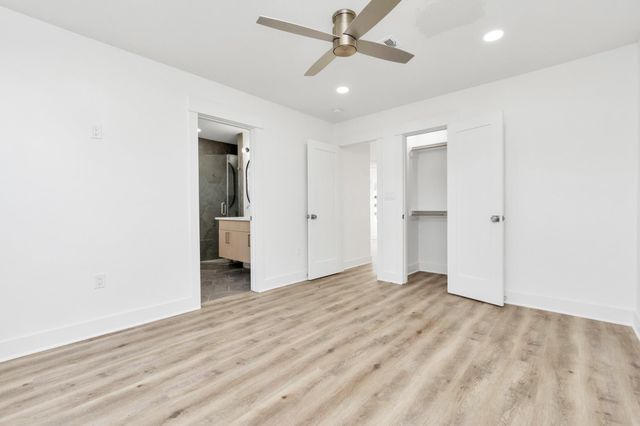 7604 De Priest Street B, Houston, TX 77088