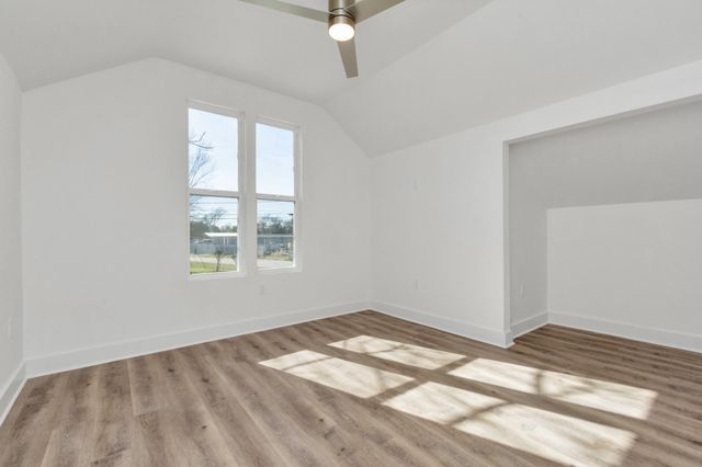 7604 De Priest Street B, Houston, TX 77088