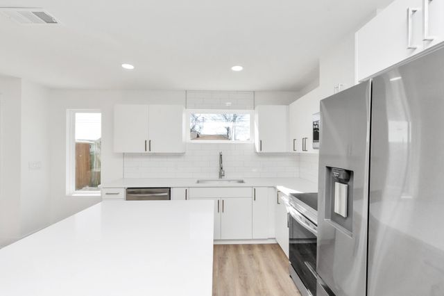 7604 De Priest Street B, Houston, TX 77088