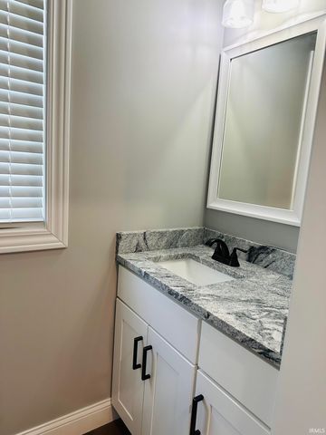 1612 North Shore Drive, Rochester, IN 46975