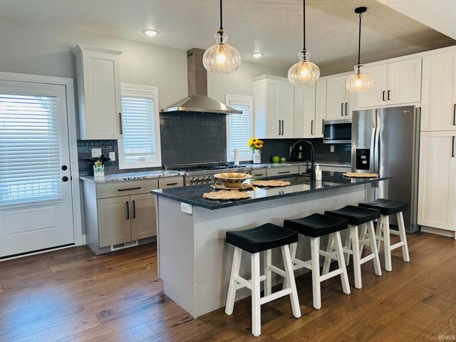 1612 North Shore Drive, Rochester, IN 46975