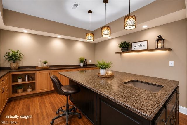 7125 Bridlewood Drive, Concord Twp, OH 44077