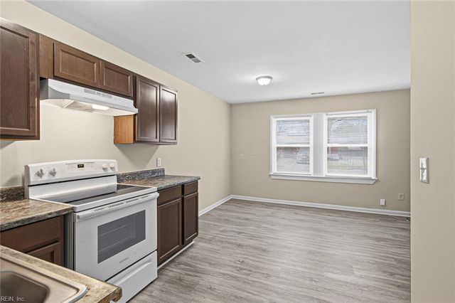 1127 Rowe ST, Hampton, VA 23669