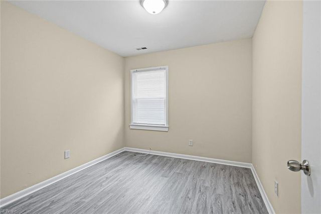 1127 Rowe ST, Hampton, VA 23669