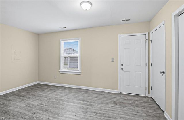 1127 Rowe ST, Hampton, VA 23669