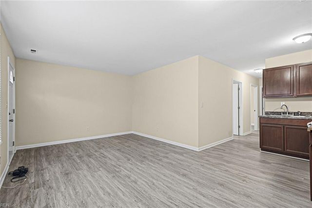 1127 Rowe ST, Hampton, VA 23669