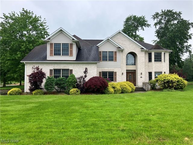 1254 Maxfli Drive, Akron, OH 44312