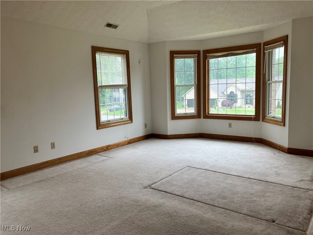 1254 Maxfli Drive, Akron, OH 44312