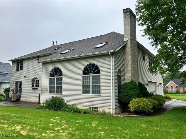 1254 Maxfli Drive, Akron, OH 44312