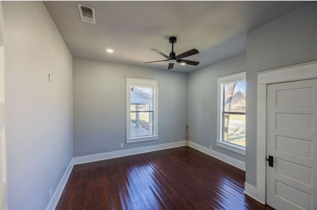 306 Craig Street, Hillsboro, TX 76645