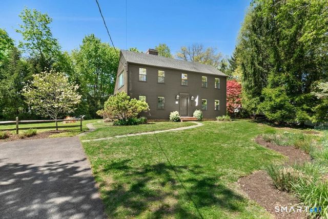8 Seagate Road, Darien, CT 06820
