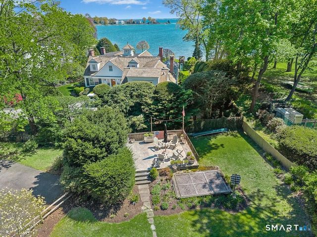 8 Seagate Road, Darien, CT 06820