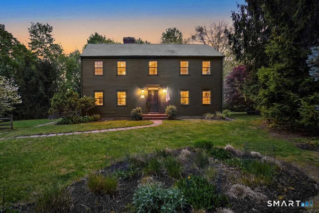 8 Seagate Road, Darien, CT 06820
