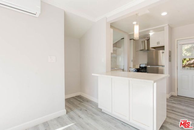 8525 Cadillac Avenue, Los Angeles, CA 90034