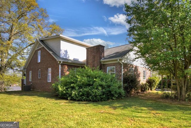 456 Lavista Drive, Blue Ridge, GA 30513