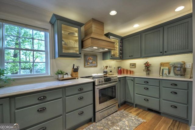 456 Lavista Drive, Blue Ridge, GA 30513