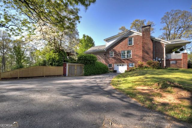 456 Lavista Drive, Blue Ridge, GA 30513