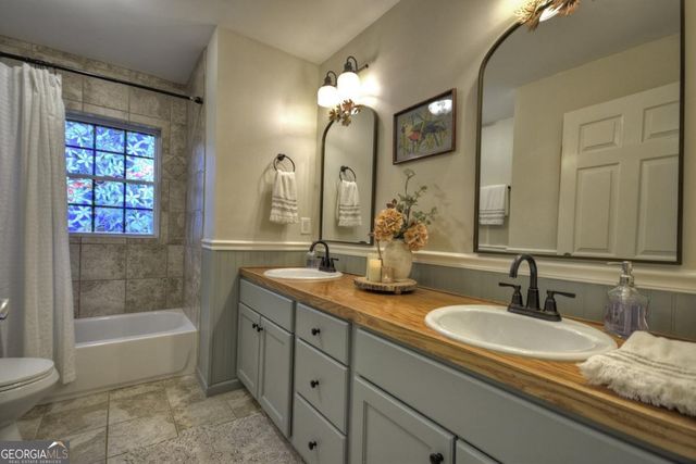 456 Lavista Drive, Blue Ridge, GA 30513