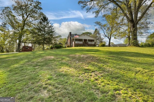 456 Lavista Drive, Blue Ridge, GA 30513