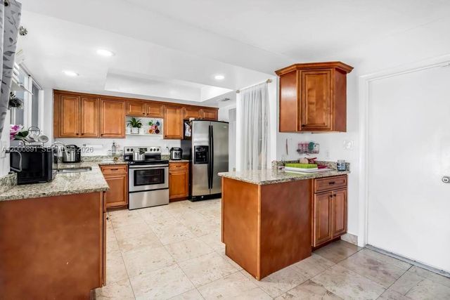 1301 N 74th Ter, Hollywood, FL 33024