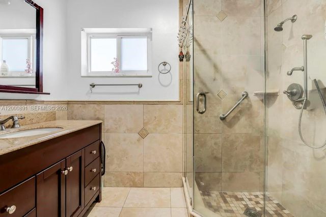 1301 N 74th Ter, Hollywood, FL 33024