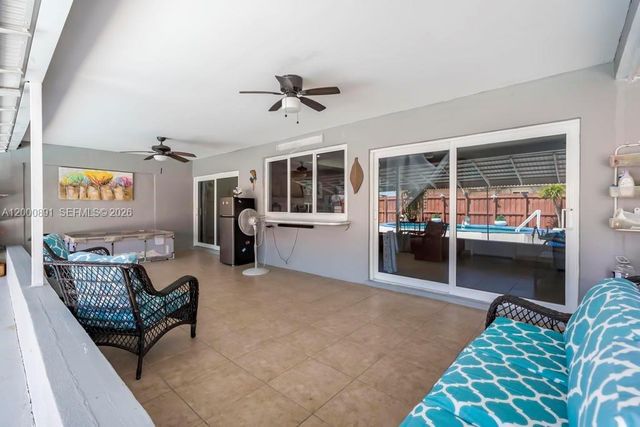 1301 N 74th Ter, Hollywood, FL 33024