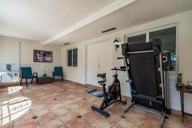 1301 N 74th Ter, Hollywood, FL 33024