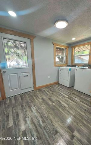 11325 YOUNG Road, Jacksonville, FL 32218