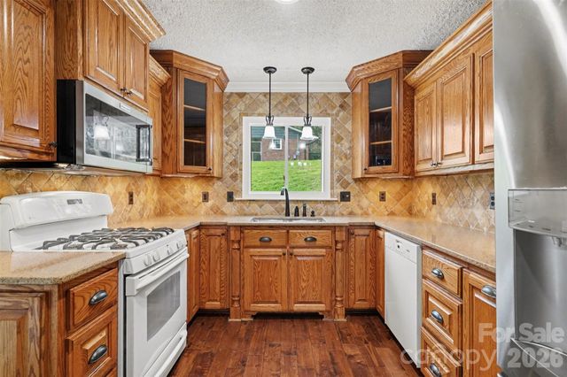 204 Country Club Circle, Shelby, NC 28150