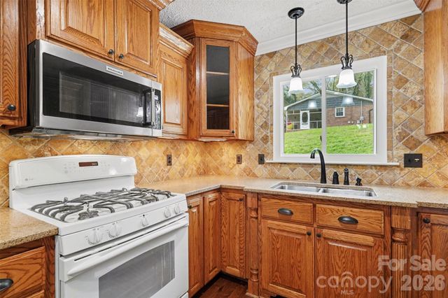 204 Country Club Circle, Shelby, NC 28150