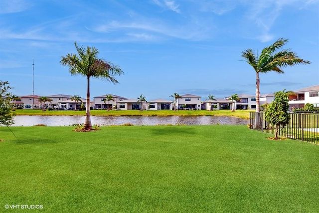 8350 Royal County Down Road, Boca Raton, FL 33434