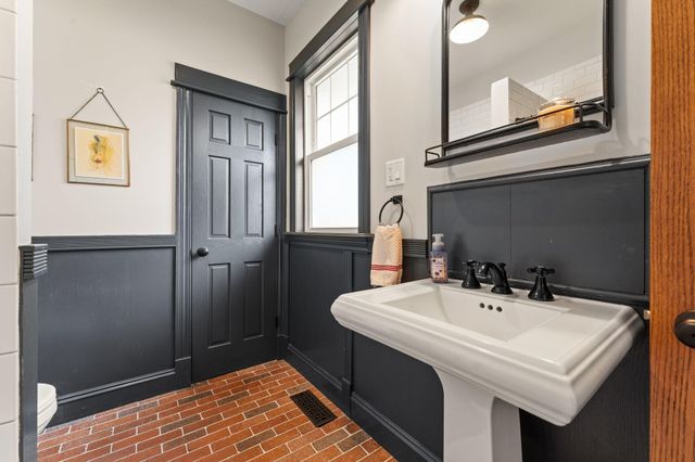 504 S Court Street, Crown Point, IN 46307