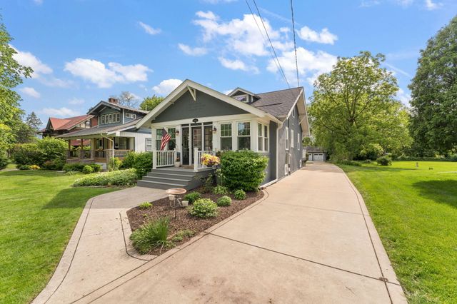 504 S Court Street, Crown Point, IN 46307