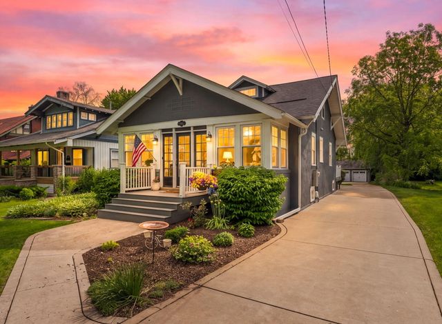 504 S Court Street, Crown Point, IN 46307