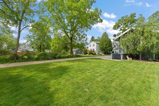 504 S Court Street, Crown Point, IN 46307